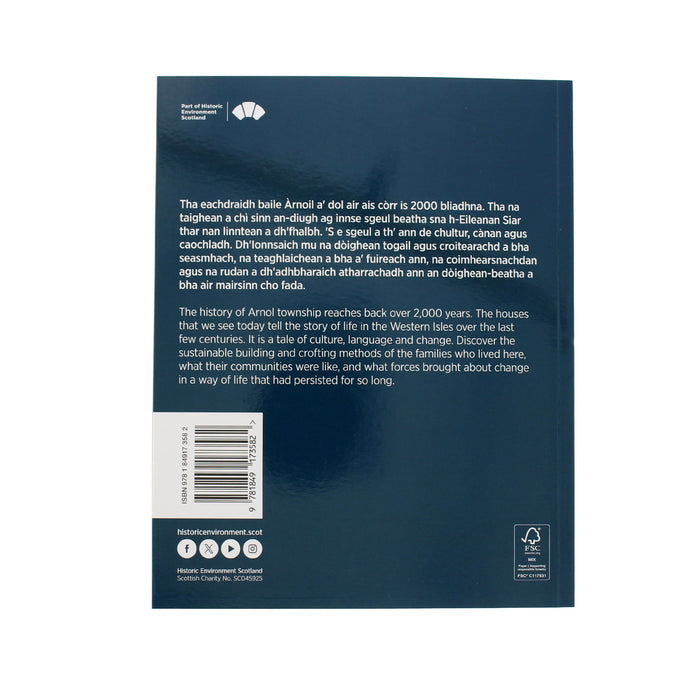 Dark blue back cover of the Arnoll & Blackhouse guidebook with whiite texrt in both Gaelic & English - Image