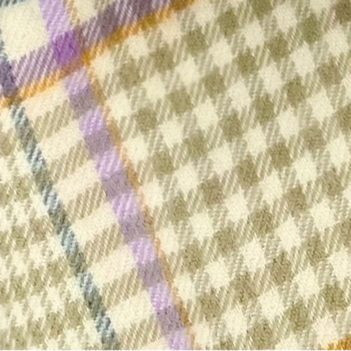 Close up of Tyree Lambswool Throw